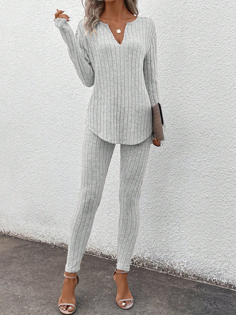 Conjunto Feminino canelado de calça e manga comprida  Beatriz